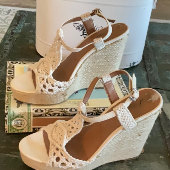 LUCKY BRAND boho macrame sandals nwot - Picture 1 of 5